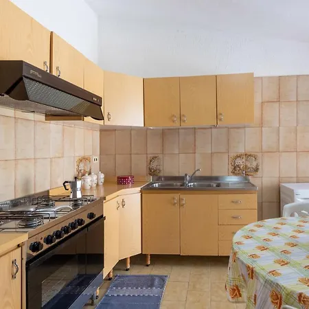 Casa Viola - A 100 Metri Dal Mare Apartment *